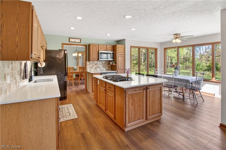 2191 Babcock Road, Hinckley, OH - Photo 8