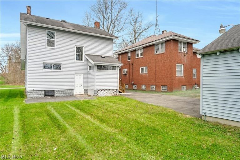 3131 Hudson Avenue, Youngstown, OH - Photo 4