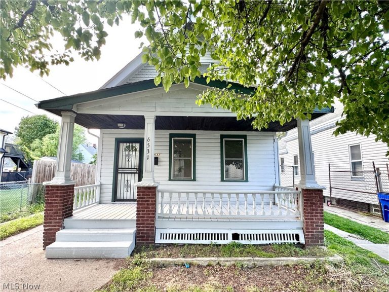 6531 Schaefer Avenue, Cleveland, OH - Photo 2