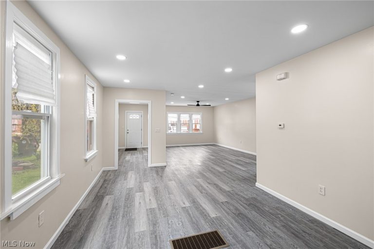 3229 52nd Street, Cleveland, OH - Photo 5
