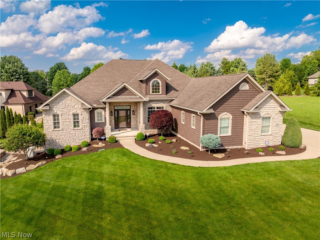 8591 Harlequin Circle, Massillon, OH