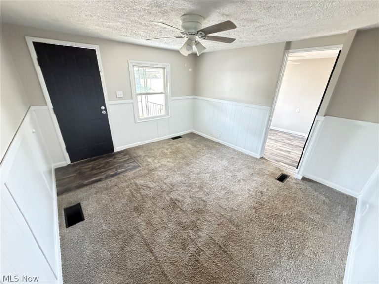 4411 17th Avenue, Parkersburg, WV - Photo 2
