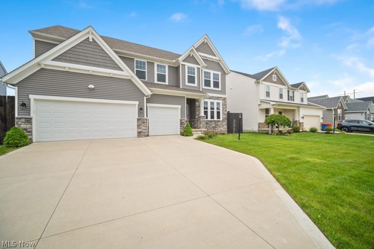 8809 Leatherleaf Drive, Columbia Station, OH - Photo 3