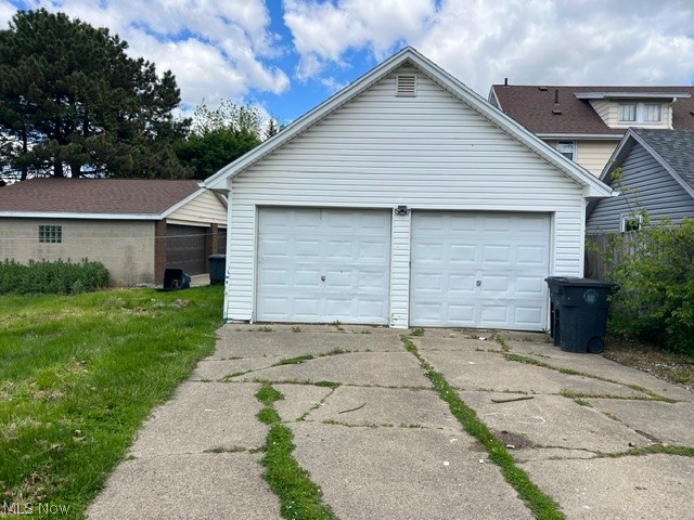 481 Firestone Boulevard, Akron, OH - Photo 2