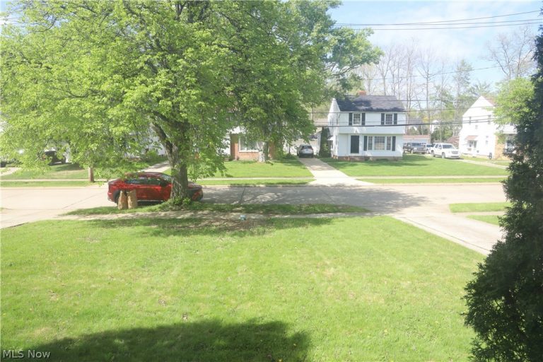 4776 Burger Road, South Euclid, OH - Photo 3
