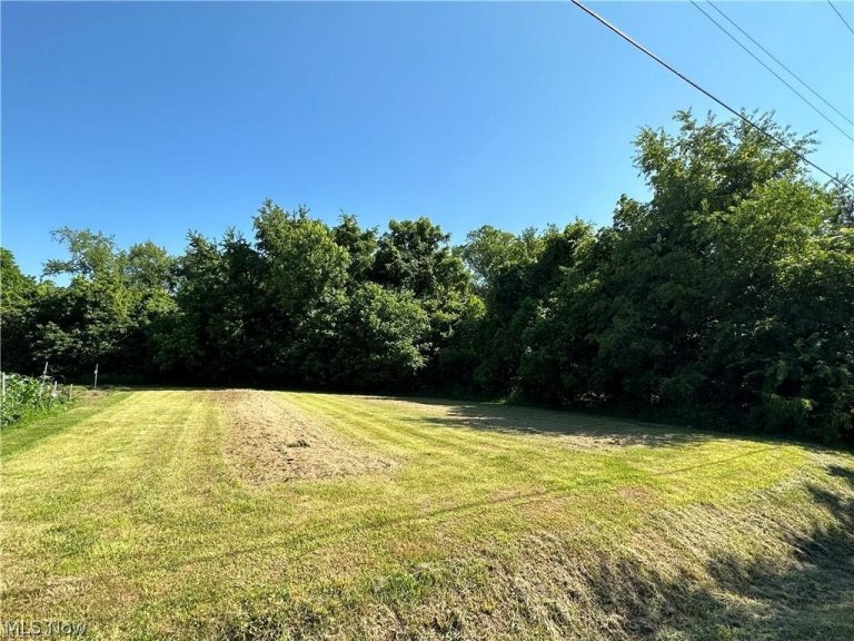 Cross Street, Caldwell, OH, 43724