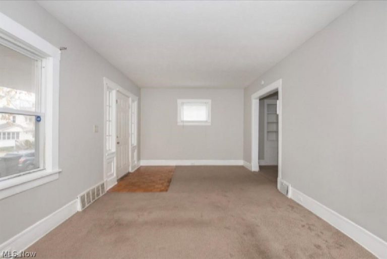 2219 Hood Avenue, Cleveland, OH - Photo 4