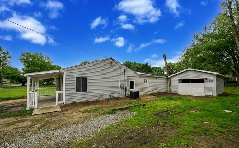 916 Abington Road, Akron, OH - Photo 4