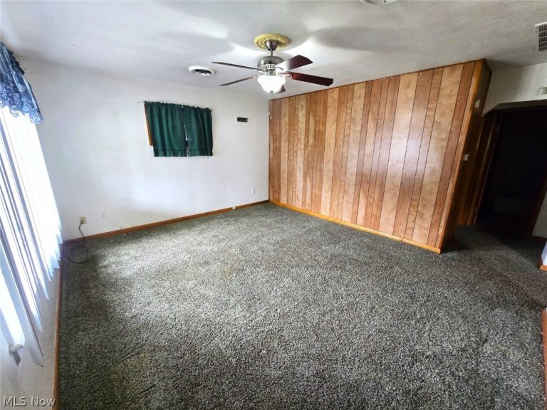 2411 Fairfax Street, Parkersburg, WV - Photo 5