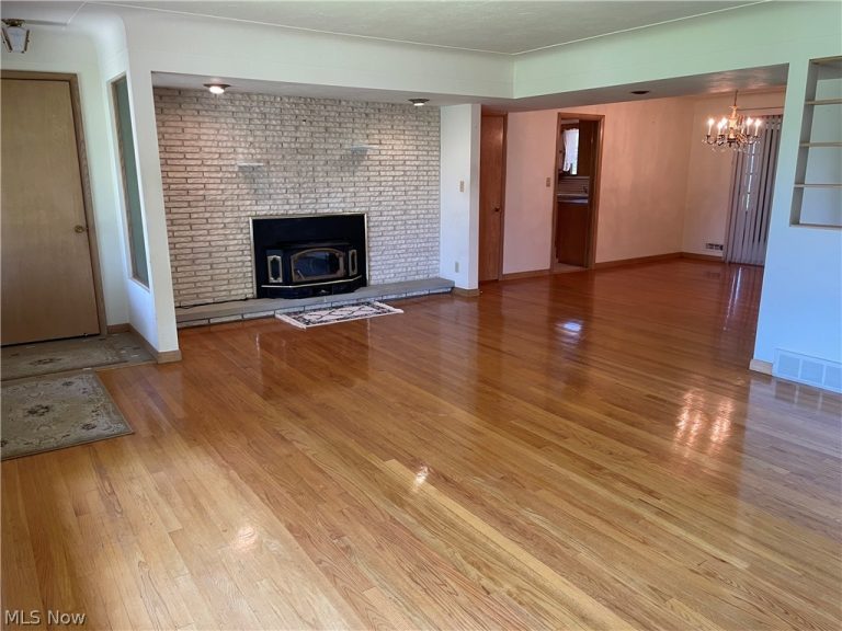 729 Parkhaven Drive, Seven Hills, OH - Photo 3