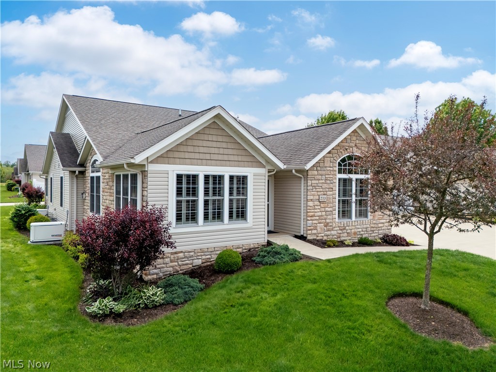 233 Woodbury Circle, Dalton, OH