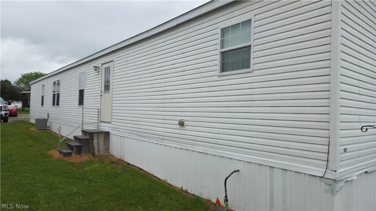 4830 Snowdrift Lane, Zanesville, OH - Photo 4