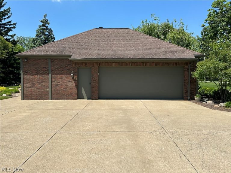 3985 Wiers Road, Willard, OH - Photo 8