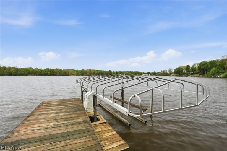 1537 Lake Crest Drive, Roaming Shores, OH - Photo 8