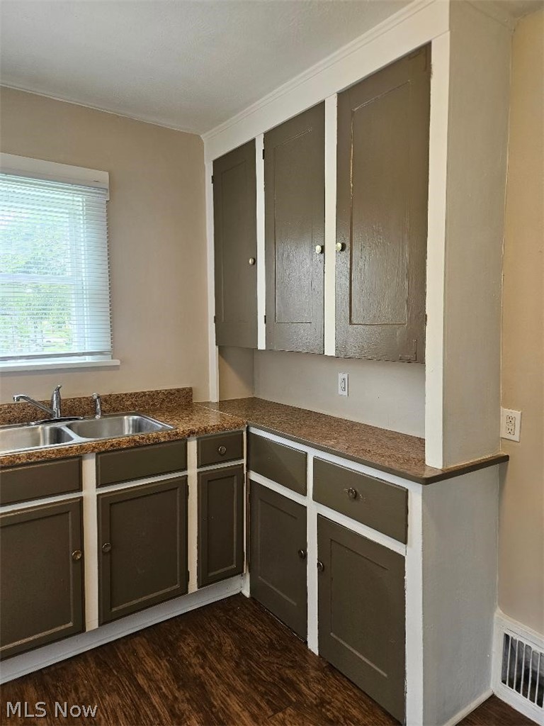 1937 Willard Avenue, Warren, OH - Photo 5