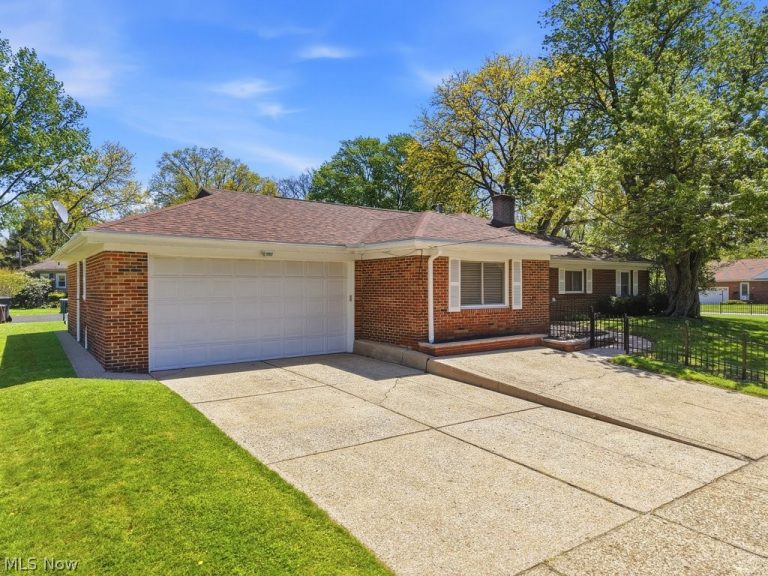 1737 Highbridge Road, Cuyahoga Falls, OH - Photo 3