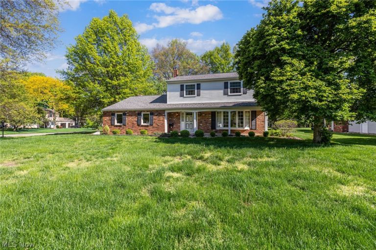32696 Surrey Lane, Avon Lake, OH, 44012