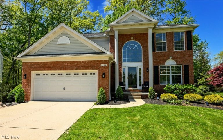9108 Beechmont Court, Twinsburg, OH, 44087