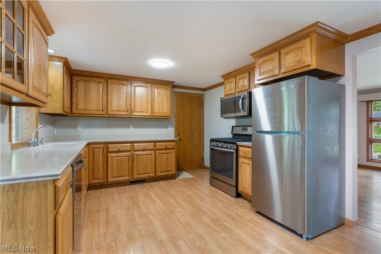 1715 Jackson Avenue, Massillon, OH - Photo 8