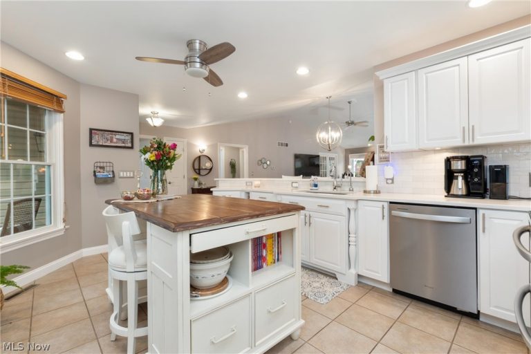 2770 Ash Meadows Boulevard, Zanesville, OH - Photo 6