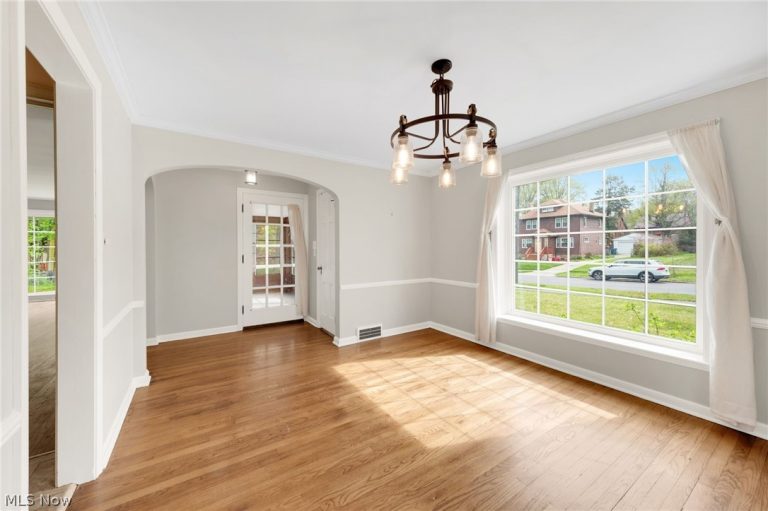 1132 Yellowstone Road, Cleveland Heights, OH - Photo 6