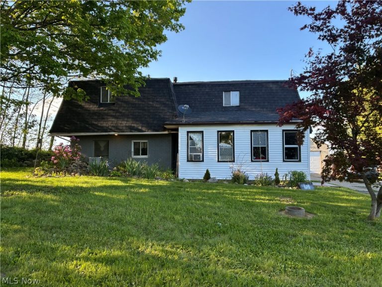 610 Orrville Street, Massillon, OH - Photo 2
