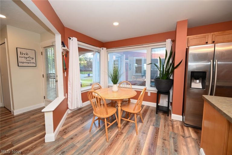 17725 Puritas Avenue, Cleveland, OH - Photo 4