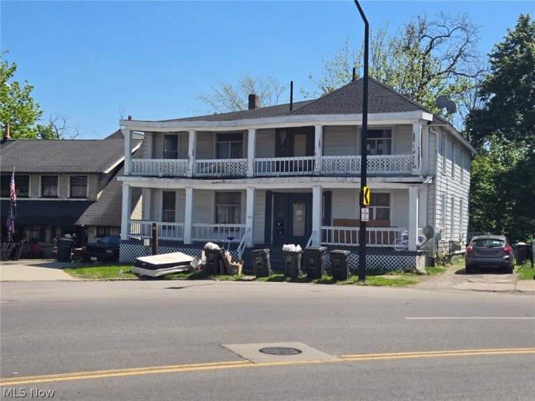 100 2nd Street, Elyria, OH, 44035