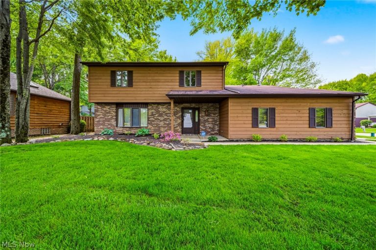 10108 Fair Road, Strongsville, OH, 44149