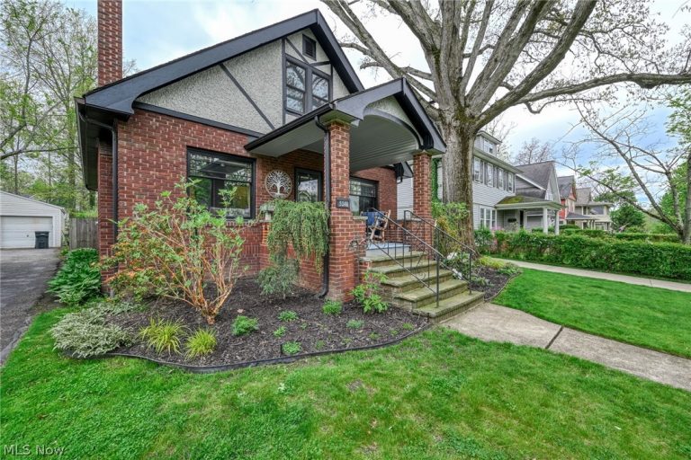 3346 Fairfax Rd, Cleveland Heights, OH - Photo 6