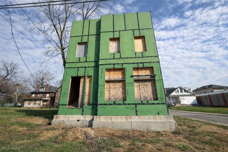 760 Mcallister Avenue, Columbus, OH, 43205