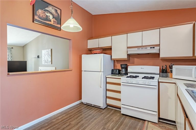 199 Parkway Drive, Madison, OH - Photo 8