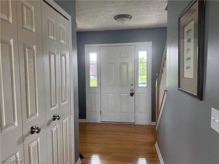 11270 Grand Valley Drive, Uniontown, OH - Photo 5