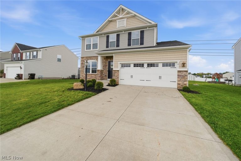 7211 Crusader Street, Massillon, OH - Photo 2