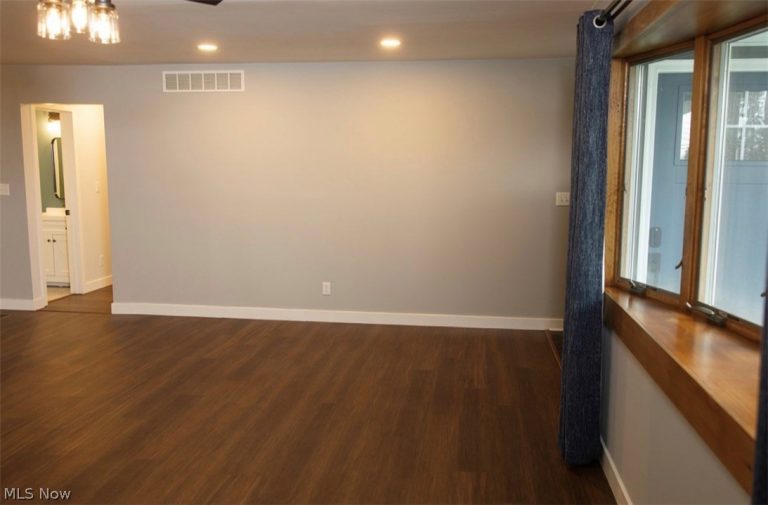 2418 Monterey Street, Wooster, OH - Photo 8