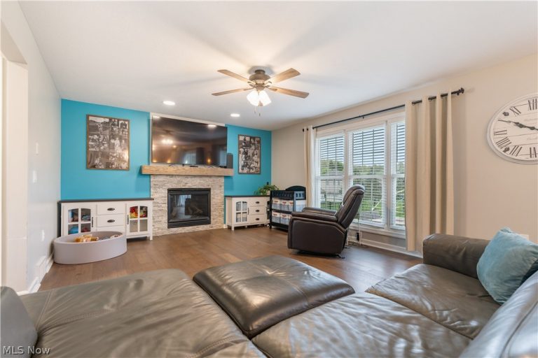 1319 Parkdale Drive, Dover, OH - Photo 3