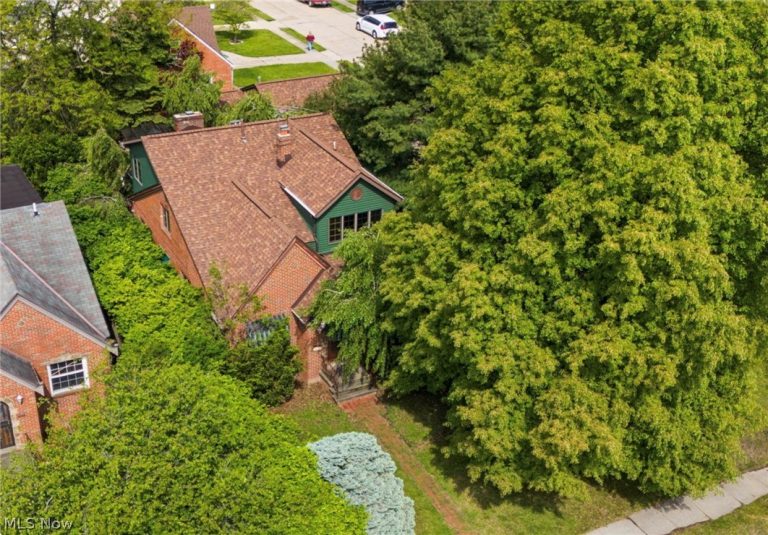 3134 140th, Cleveland, OH, 44111