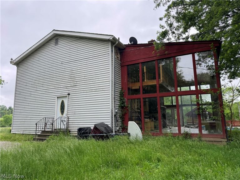 2320 Leetonia Road, Leetonia, OH - Photo 8