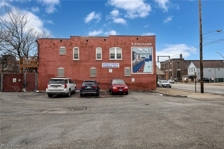 5384 Saint Clair Avenue, Cleveland, OH - Photo 4