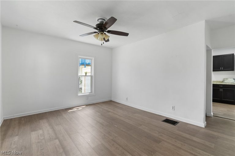 123 Rainbow Street, Wadsworth, OH - Photo 8