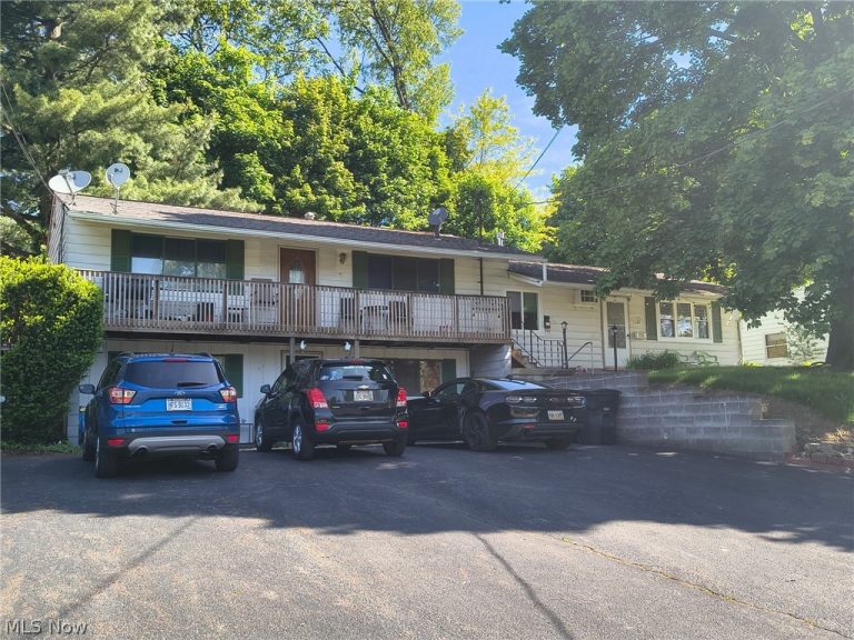 2347-2349 Nicholas Avenue, Akron, OH, 44305