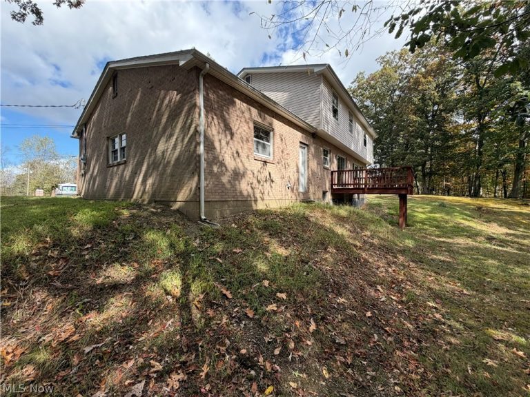 2746 Kragel Road, Richmond, OH - Photo 8