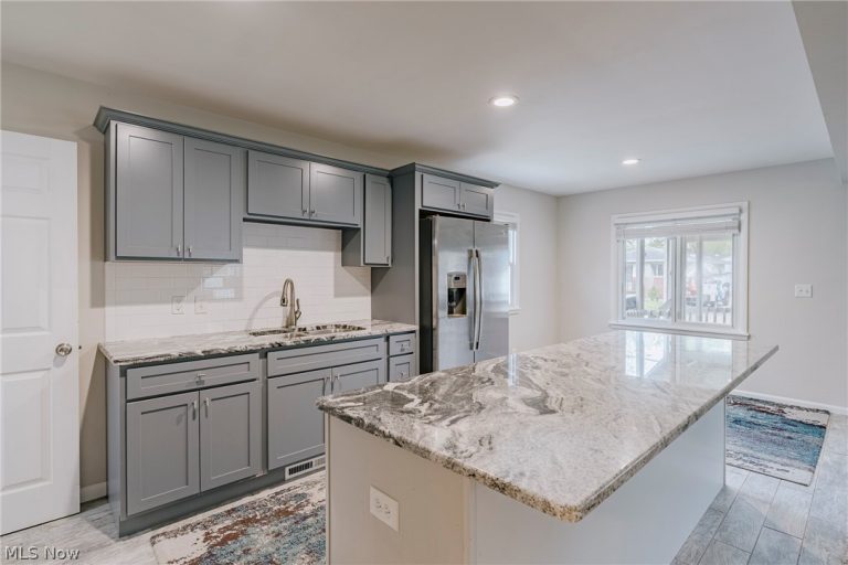 186 Pocantico Avenue, Akron, OH - Photo 5