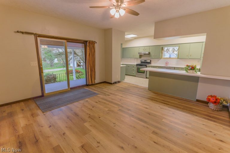 51883 Telegraph, Amherst, OH - Photo 4