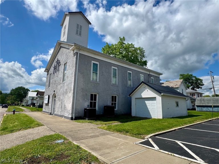 73 9th Street, Mcconnelsville, OH - Photo 2
