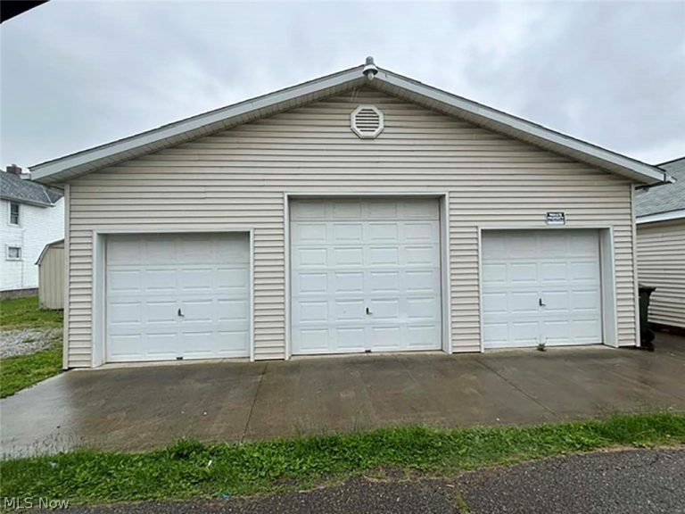 824 Smith Avenue, Canton, OH - Photo 6