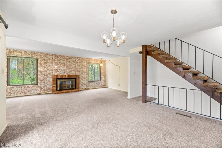 17620 Eastbrook Trail, Chagrin Falls, OH - Photo 6