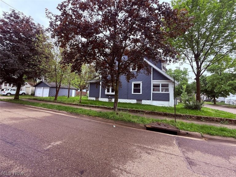 2183 25th Street, Akron, OH - Photo 3