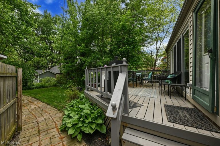 1390 Delia Avenue, Akron, OH - Photo 8