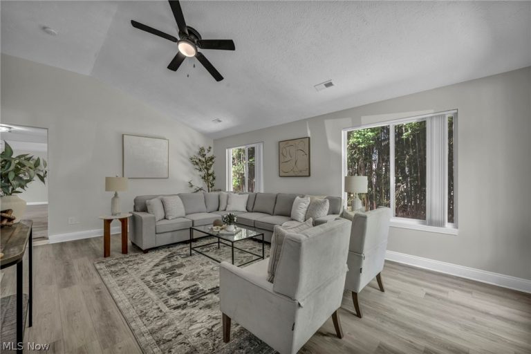 350 Kenilworth Road, Bay Village, OH - Photo 5